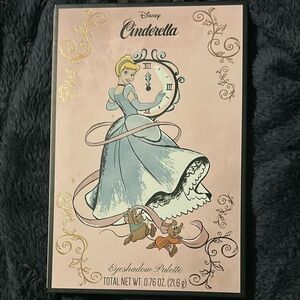 Disney Cinderella Eyeshadow Palette New